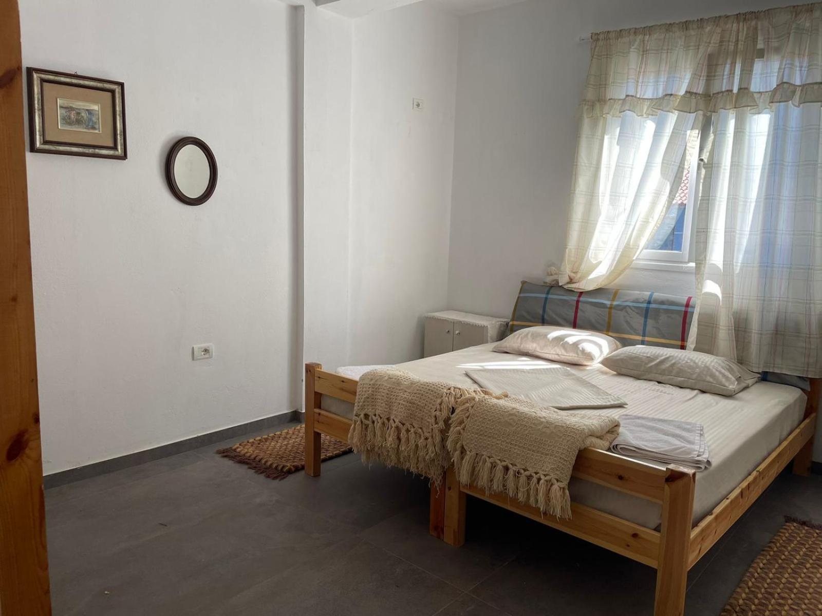 Villa Elena Берат Екстериор снимка